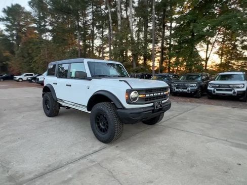 New 2025 Ford Bronco Big Bend image 8
