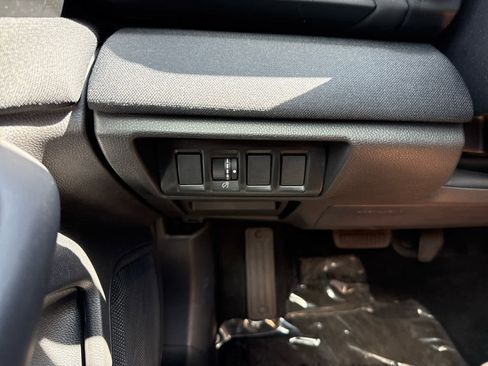 Used 2023 Subaru Outback Premium image 24