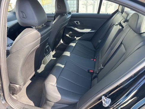 Used 2025 BMW 330i xDrive Sedan image 10