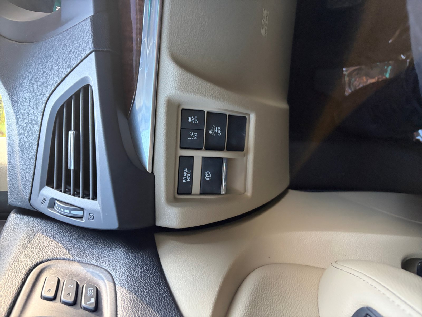 Used 2017 Acura MDX SH-AWD image 12