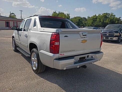 Used 2013 Chevrolet Avalanche LS w/ All-Star Edition RWD image 3