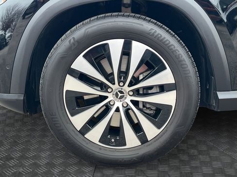 Used 2025 Mercedes-Benz GLE 450e 4MATIC image 23