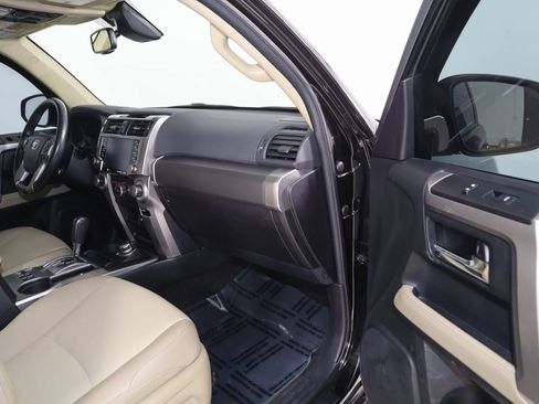 Used 2024 Toyota 4Runner SR5 Premium image 42