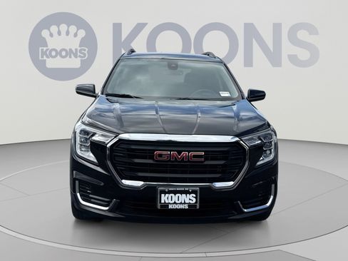 Used 2022 GMC Terrain SLE FWD image 4