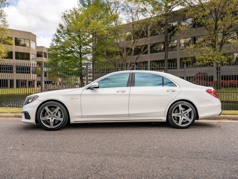 Used 2014 Mercedes-Benz S 63 AMG 4MATIC Sedan image 9