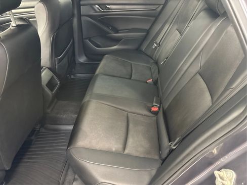 Used 2019 Honda Accord Sport image 14