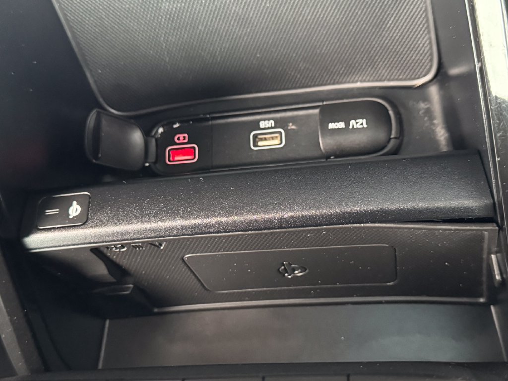 Used 2022 Kia Forte GT w/ GT Technology Package FWD image 25