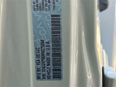 Used 2022 Jeep Wrangler Unlimited Sahara w/ Cold Weather Group image 30