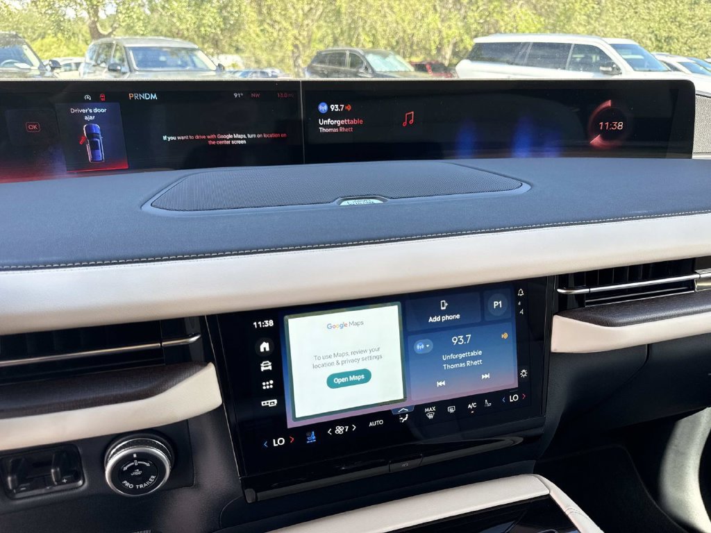 New 2027 Lincoln Navigator Reserve AWD/4WD image 25