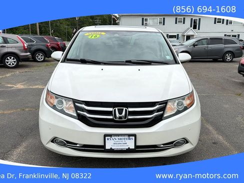 Used 2016 Honda Odyssey Touring image 2
