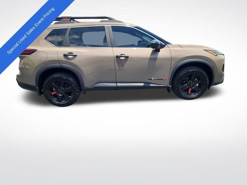 Used 2025 Nissan Rogue SV w/ Rock Creek Premium Package AWD/4WD image 5