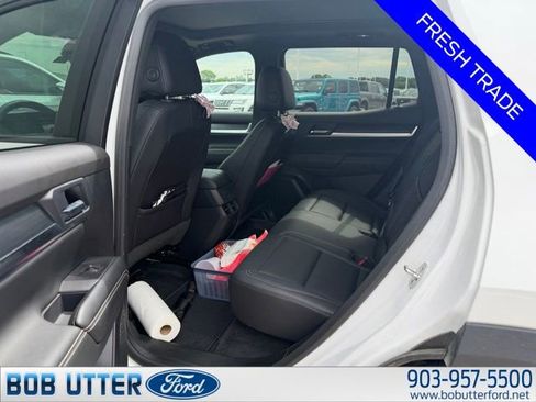 Used 2025 GMC Terrain Elevation w/ Elevation Premium Package AWD/4WD image 6