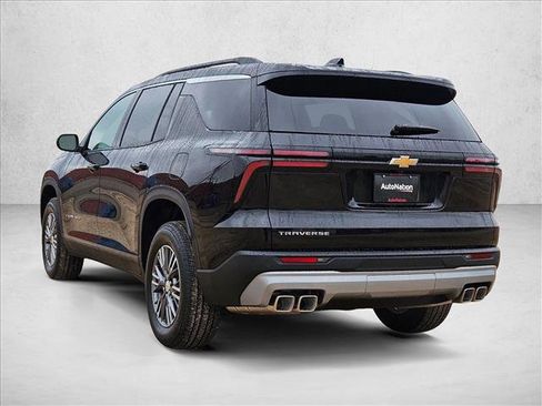 New 2026 Chevrolet Traverse LT w/ LPO, Floor Liner Package image 9