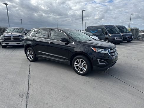 Used 2017 Ford Edge SEL w/ Equipment Group 201A image 2