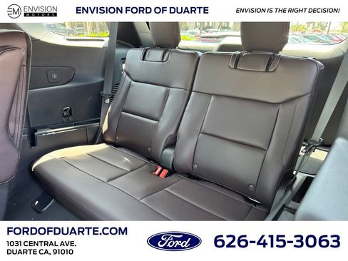 New 2025 Ford Explorer Platinum image 31