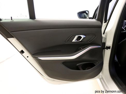 Certified 2025 BMW 330i xDrive Sedan image 27