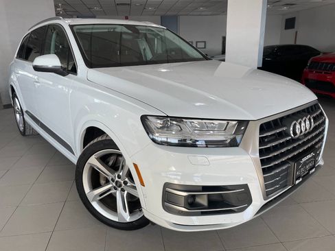 Used 2019 Audi Q7 3.0T Prestige w/ Prestige Package image 1