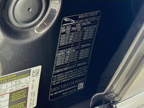 Used 2026 Jaguar F-PACE R-Dynamic S image 34