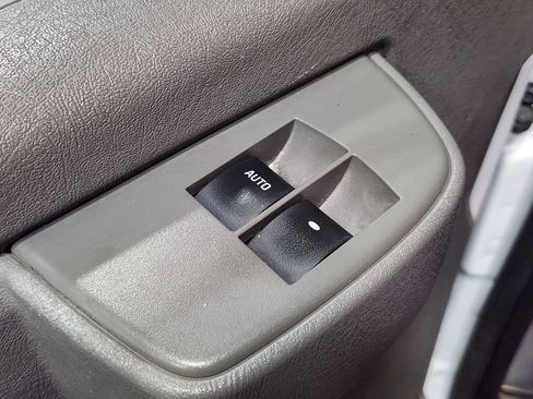 Used 2021 Chevrolet Express 3500 w/ Driver Convenience Package RWD image 44