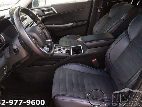 Used 2024 Mitsubishi Outlander SE AWD/4WD image 13