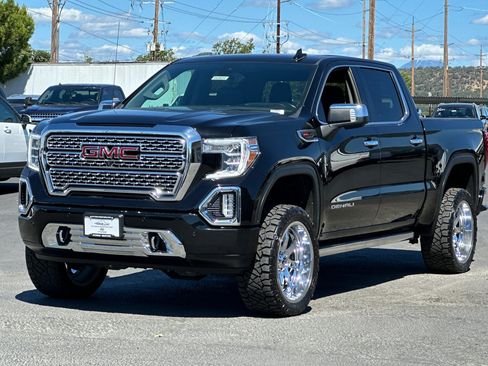 Used 2021 GMC Sierra 1500 Denali w/ Denali Ultimate Package AWD/4WD image 8