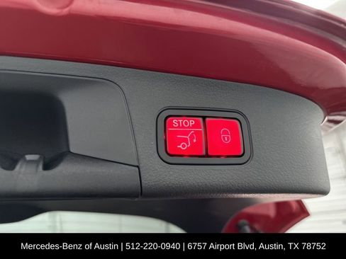 Certified 2022 Mercedes-Benz GLA 250 image 29