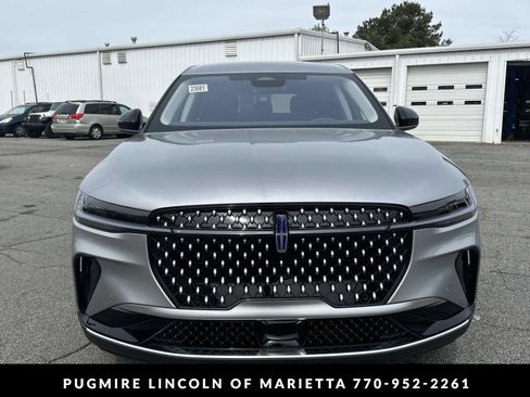 New 2026 Lincoln Nautilus Premier AWD/4WD image 2