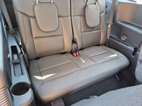 New 2026 Ford Explorer Active w/ Active Comfort Package AWD/4WD image 22