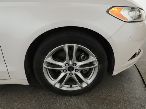 Used 2016 Ford Fusion Titanium image 5
