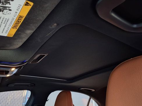 Used 2022 Mercedes-Benz C 300 Sedan image 17