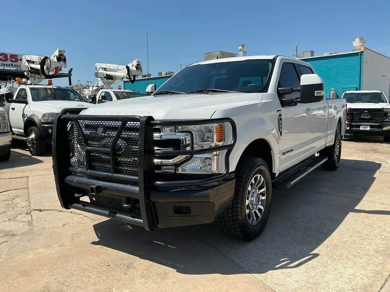 Used 2020 Ford F250 Lariat AWD/4WD image 2