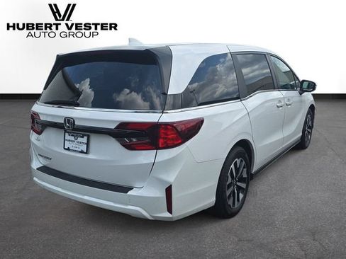 Used 2025 Honda Odyssey EX-L image 6