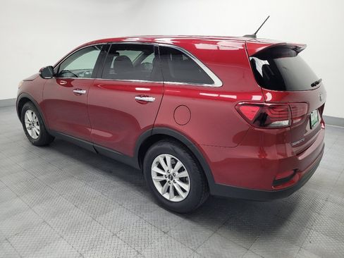 Used 2019 Kia Sorento FWD V6 image 3