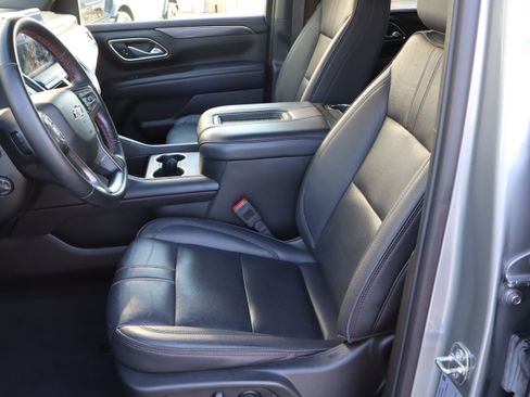 Used 2024 Chevrolet Tahoe RST w/ Luxury Package AWD/4WD image 20