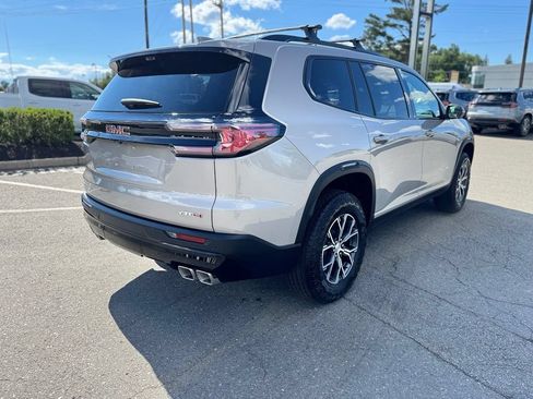 Used 2026 GMC Acadia AT4 w/ Luxury Package AWD/4WD image 7
