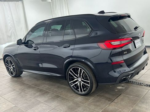 Used 2022 BMW X5 M50i w/ Executive Package AWD/4WD image 4