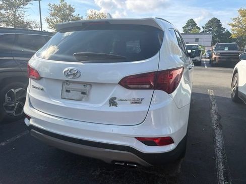 Used 2017 Hyundai Santa Fe Sport FWD image 6