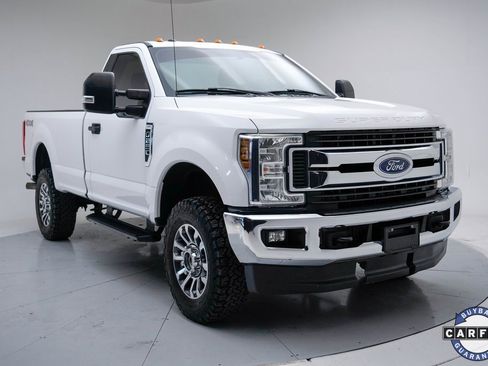 Used 2019 Ford F250 XLT w/ XLT Value Package image 18