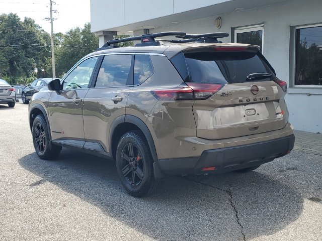 Certified 2026 Nissan Rogue SV AWD/4WD image 2