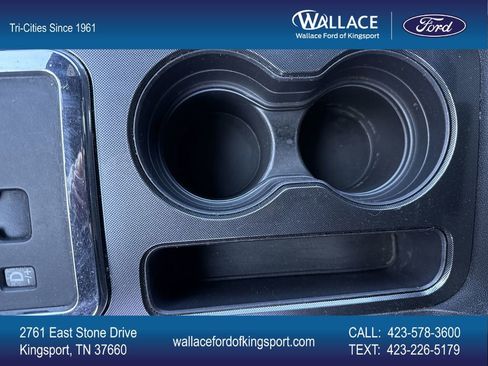 Used 2010 Dodge Challenger SE image 27