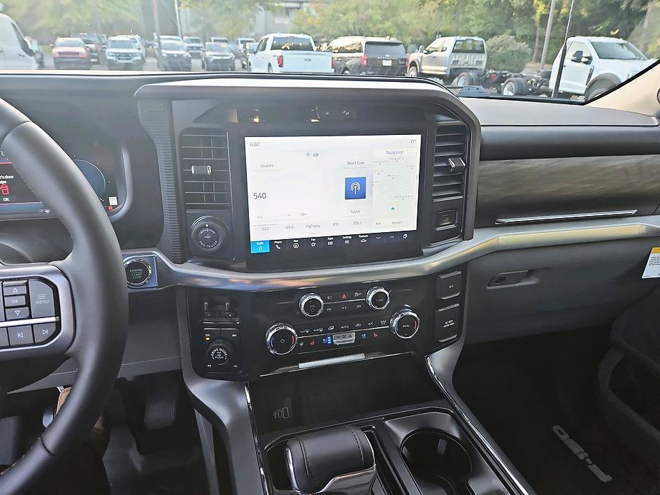Used 2025 Ford F150 Lariat w/ Equipment Group 502A High AWD/4WD image 16