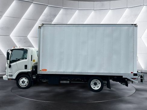 New 2024 Chevrolet Low Cab Forward RWD image 2