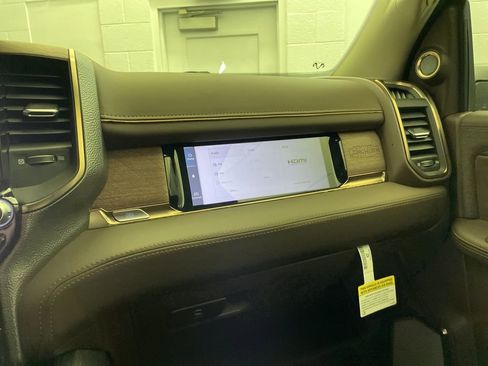 New 2026 RAM 2500 Limited image 19