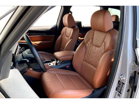Used 2025 Kia Telluride EX X-Line AWD/4WD image 24