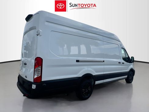 Used 2024 Ford Transit 250 148 High Roof Extended w/ Load Area Protection Package RWD image 4