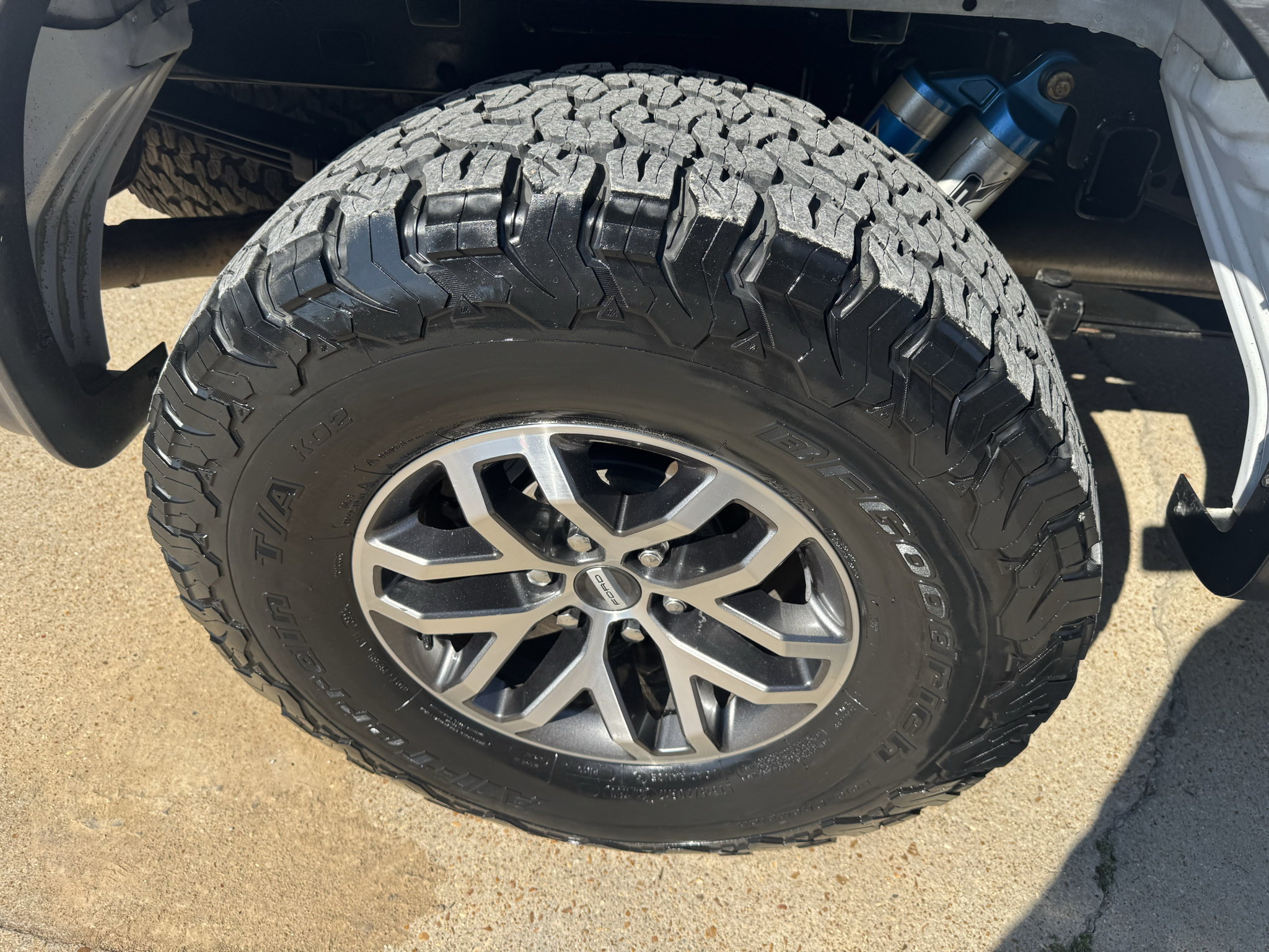 Used 2018 Ford F150 Raptor w/ Equipment Group 802A Luxury AWD/4WD image 11