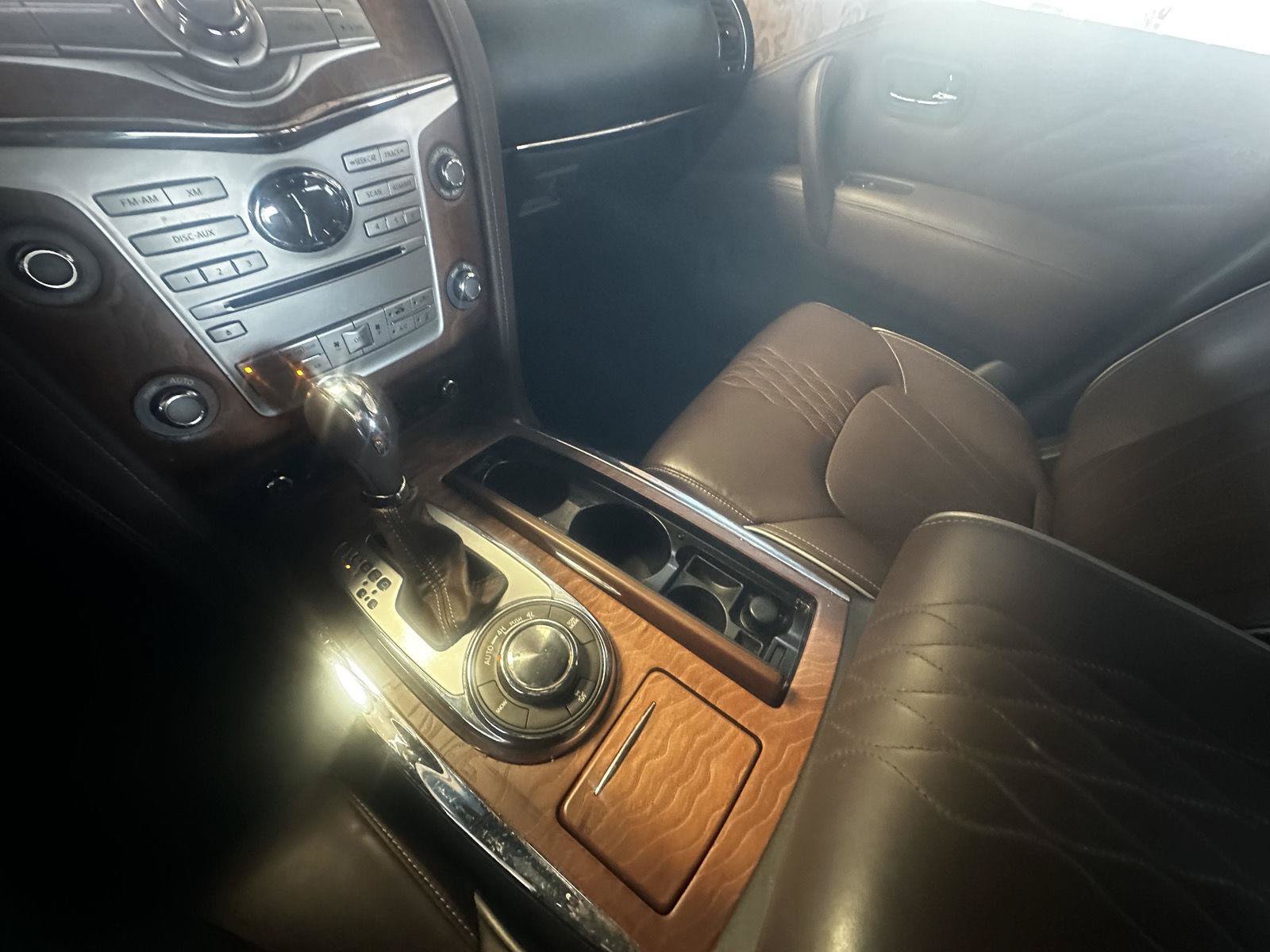 Used 2017 INFINITI QX80 Limited AWD/4WD image 8