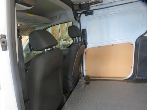 Used 2020 Ford Transit Connect XL FWD image 18