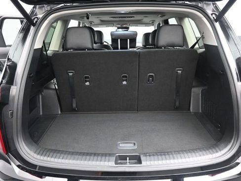 Used 2025 Kia Telluride S FWD image 20