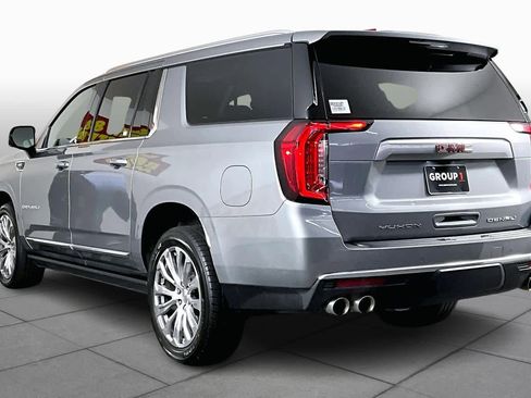 Certified 2023 GMC Yukon XL Denali image 11